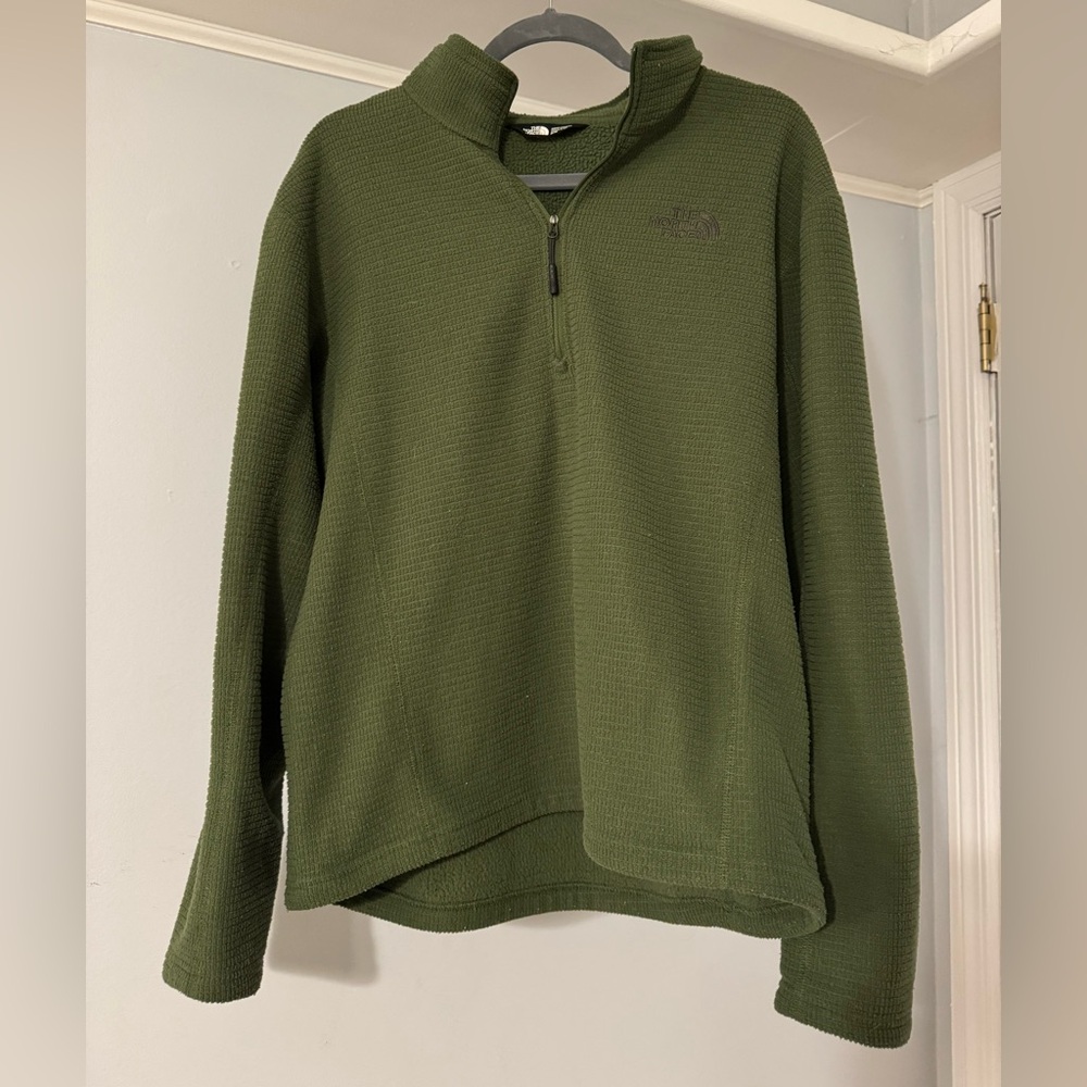 North Face Quarter Zip Pullover
